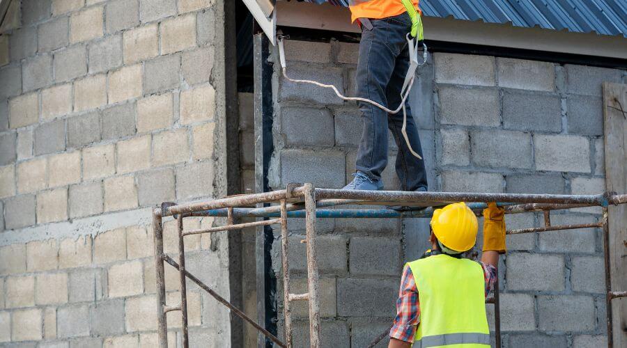 Expert new roof installation services in Griggsville, IL